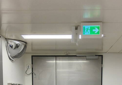 dynamische_notbeleuchtung_1_1.jpg dynamische_notbeleuchtung_1_1.jpg